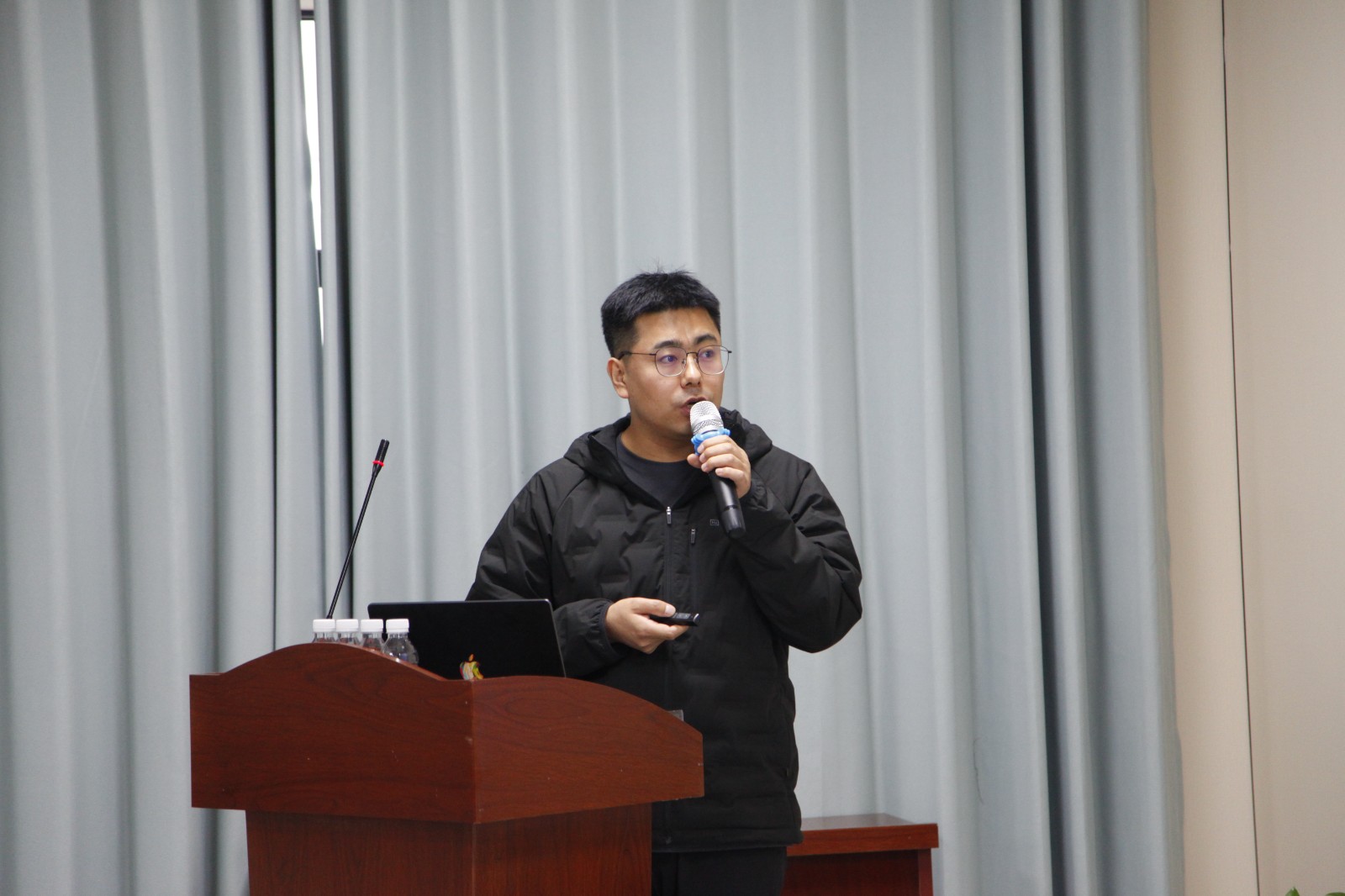 李勛輝.JPG